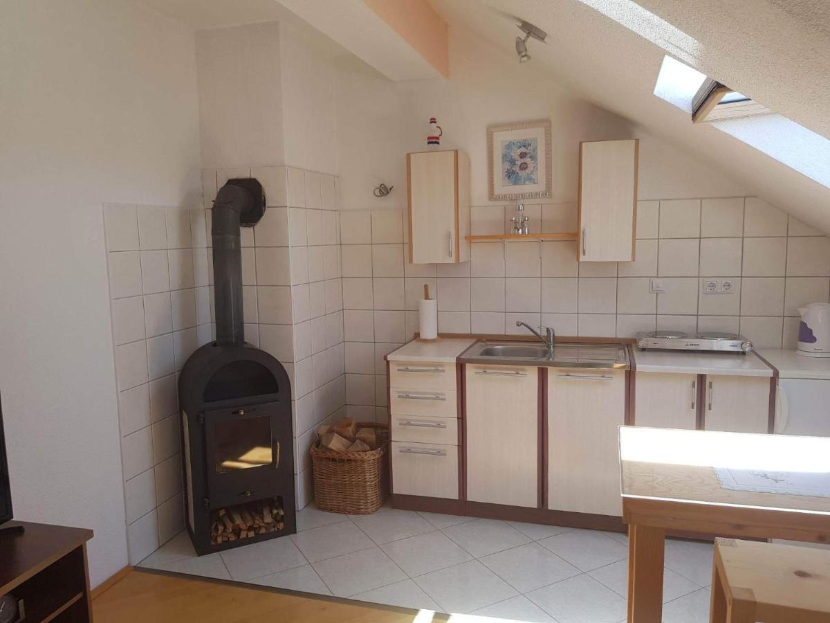 קופרס Apartmani Ivona מראה חיצוני תמונה